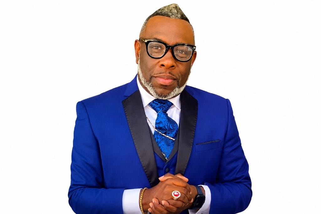 Dr. Timothy Bennett